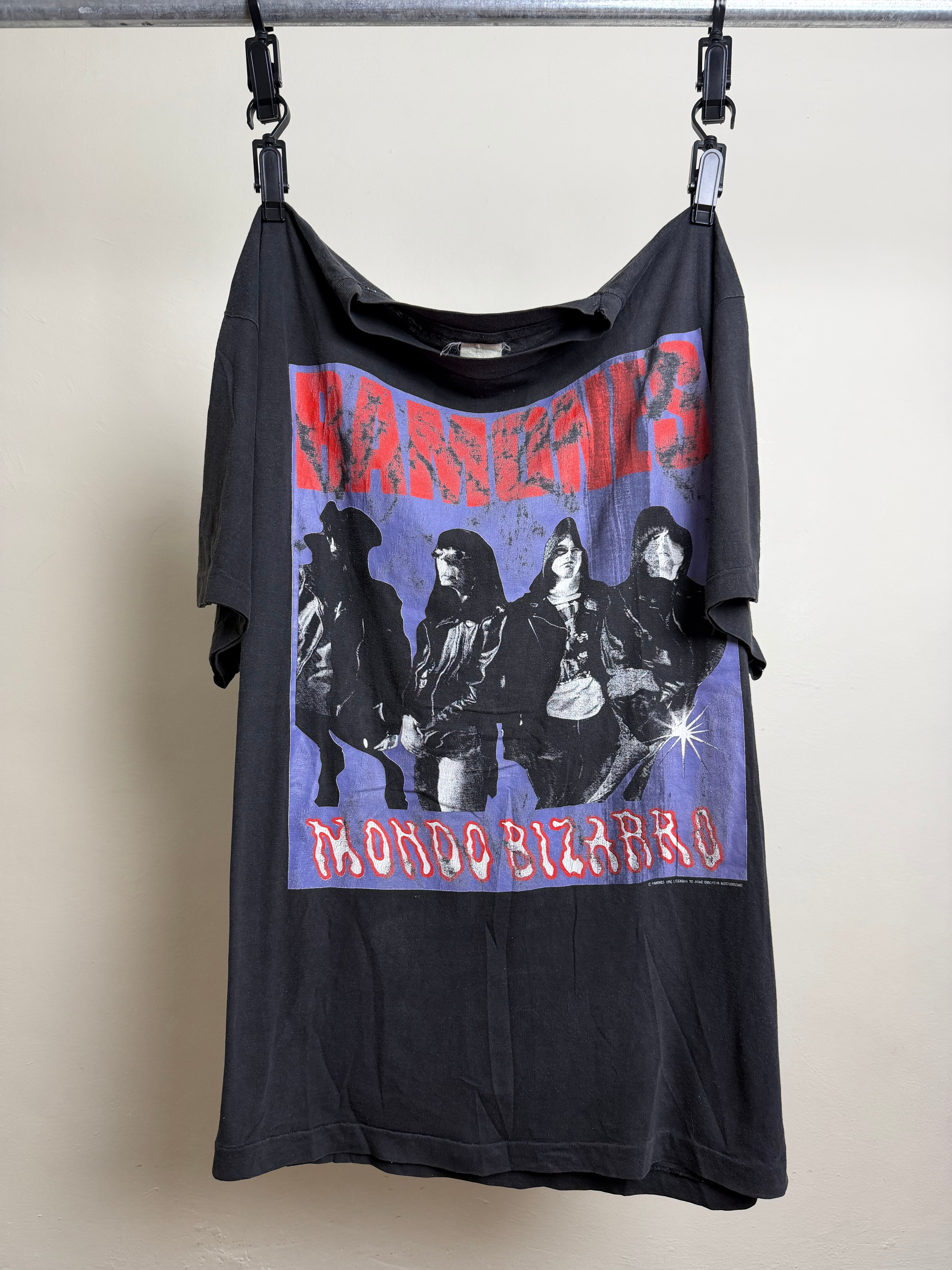 1992 Ramones "Mondo Bizarro"