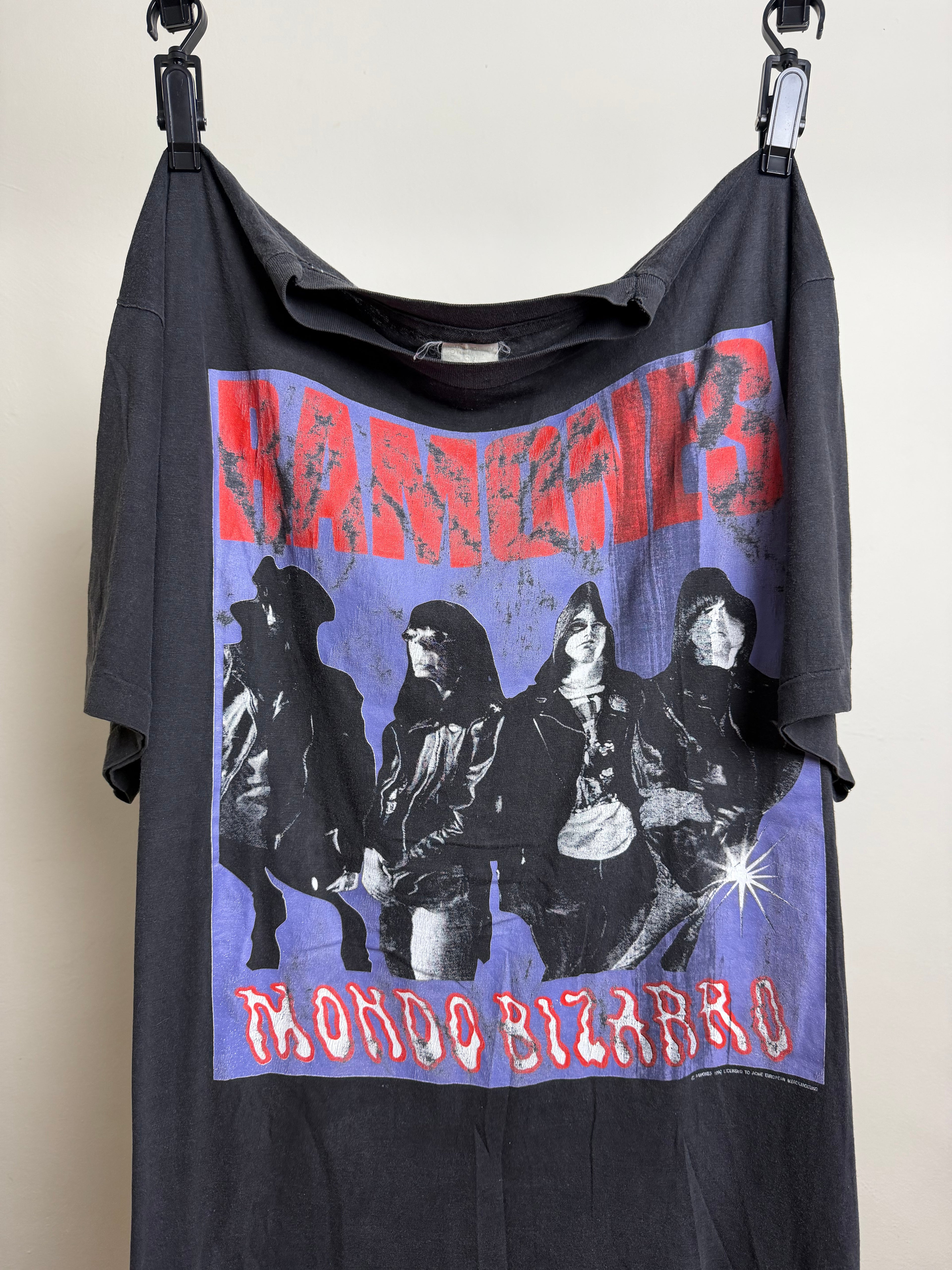 1992 Ramones "Mondo Bizarro"